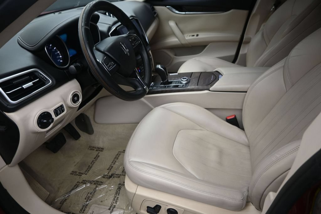 Used 2017 Maserati Ghibli w/ Luxury Package RWD image 11