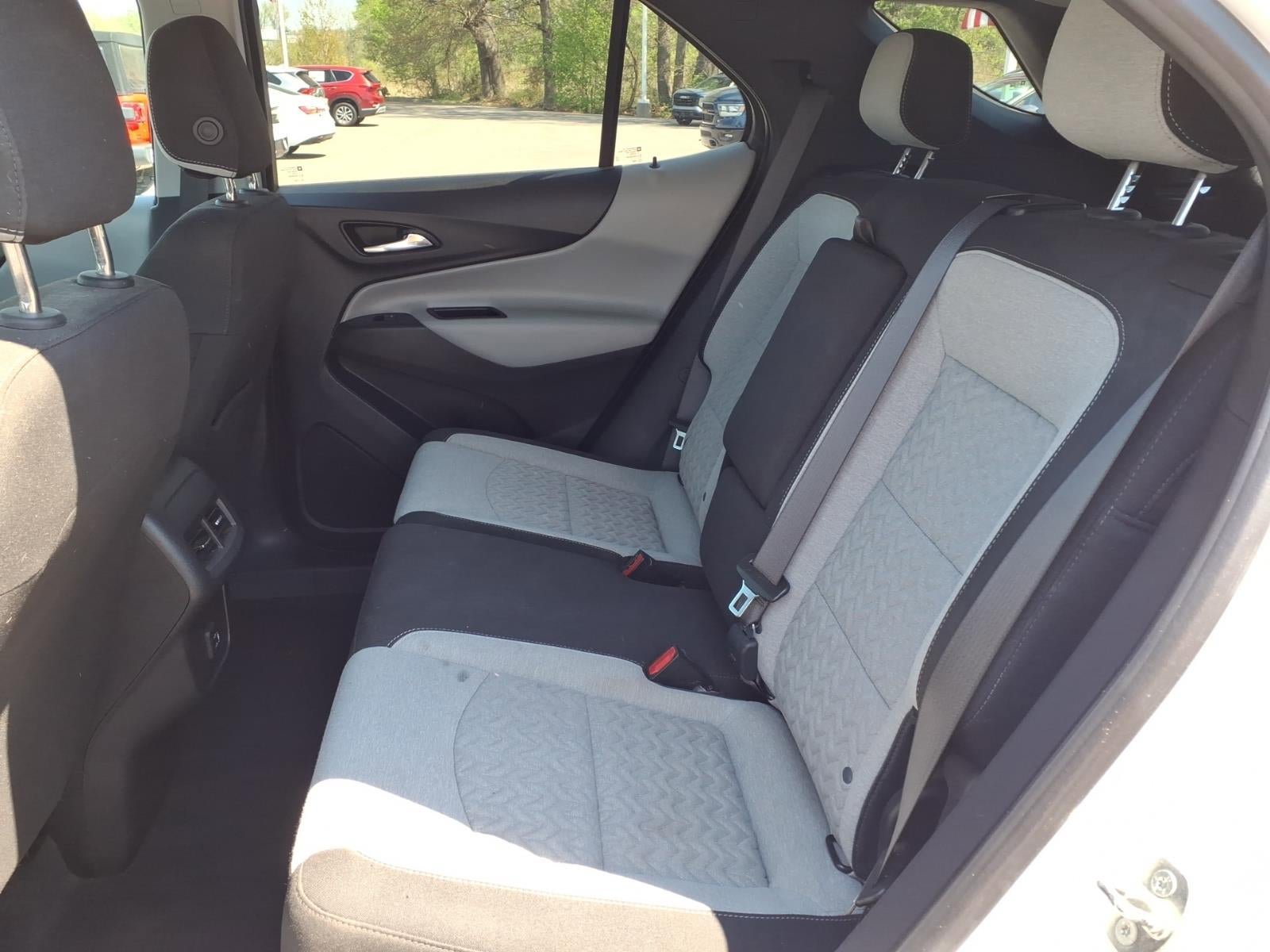 Used 2022 Chevrolet Equinox LS w/ LS Convenience Package image 15