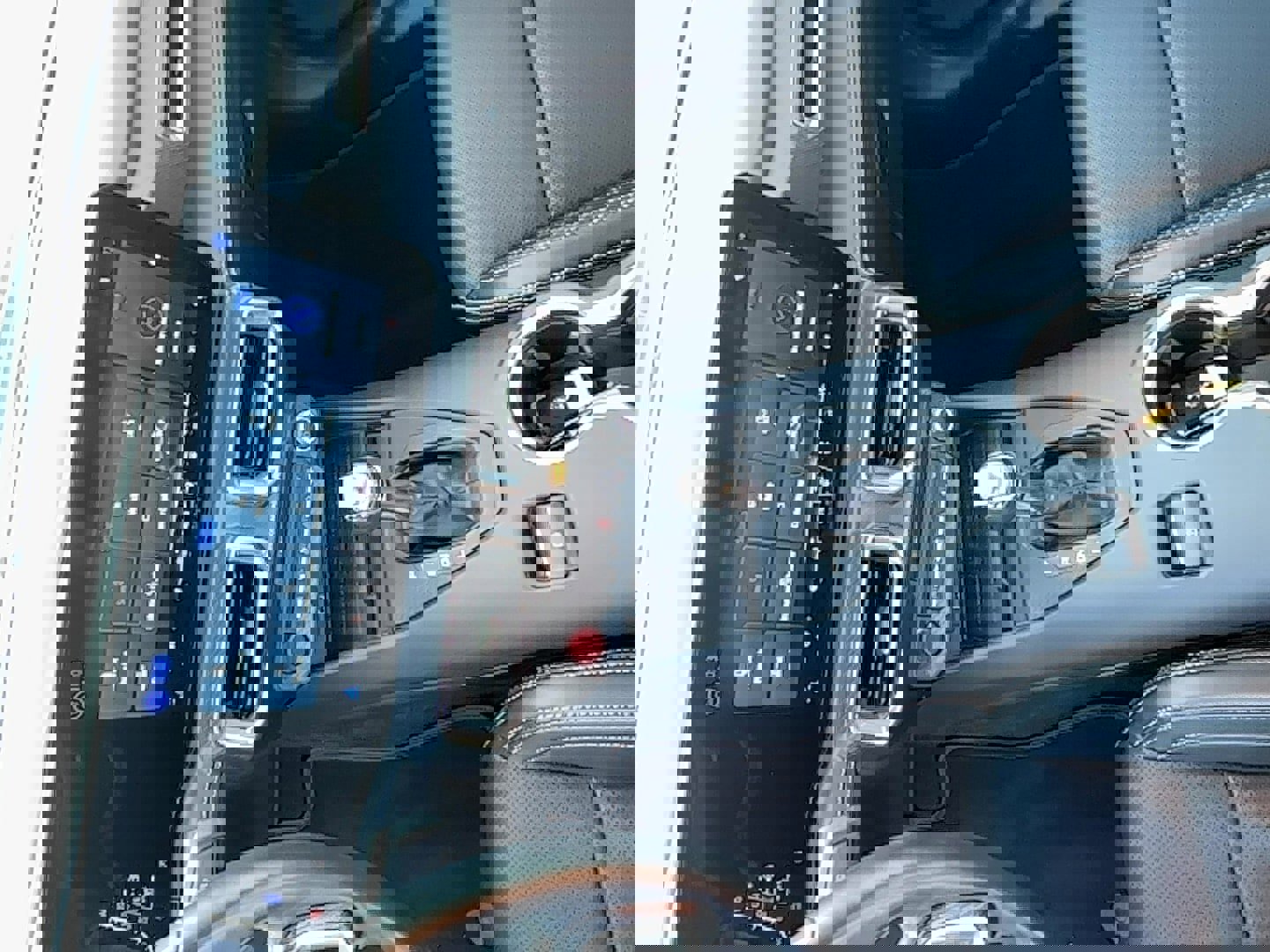 Used 2024 Ford Mustang Premium image 11