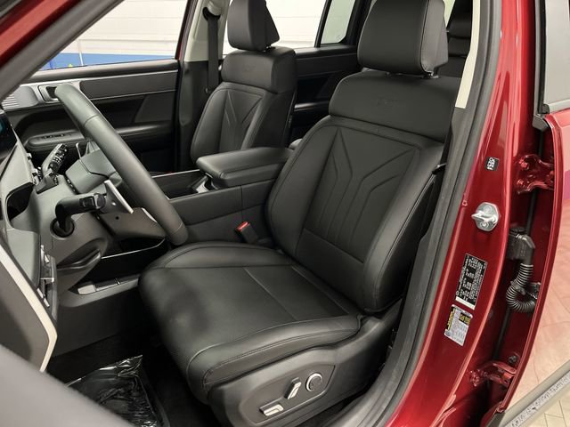 Used 2025 Hyundai Santa Fe XRT image 4