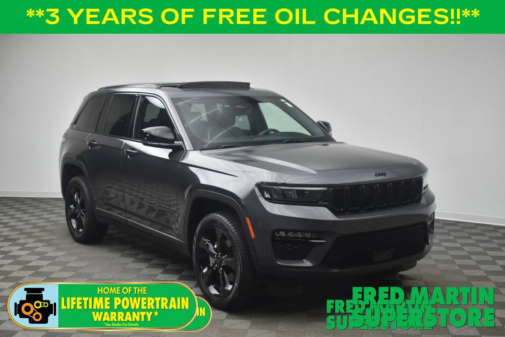 Used 2024 Jeep Grand Cherokee Limited w/ Black Appearance Package