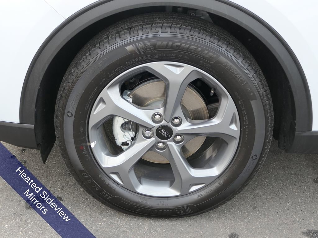 Used 2025 Ford Escape ST-Line w/ Equipment Group 301A image 11