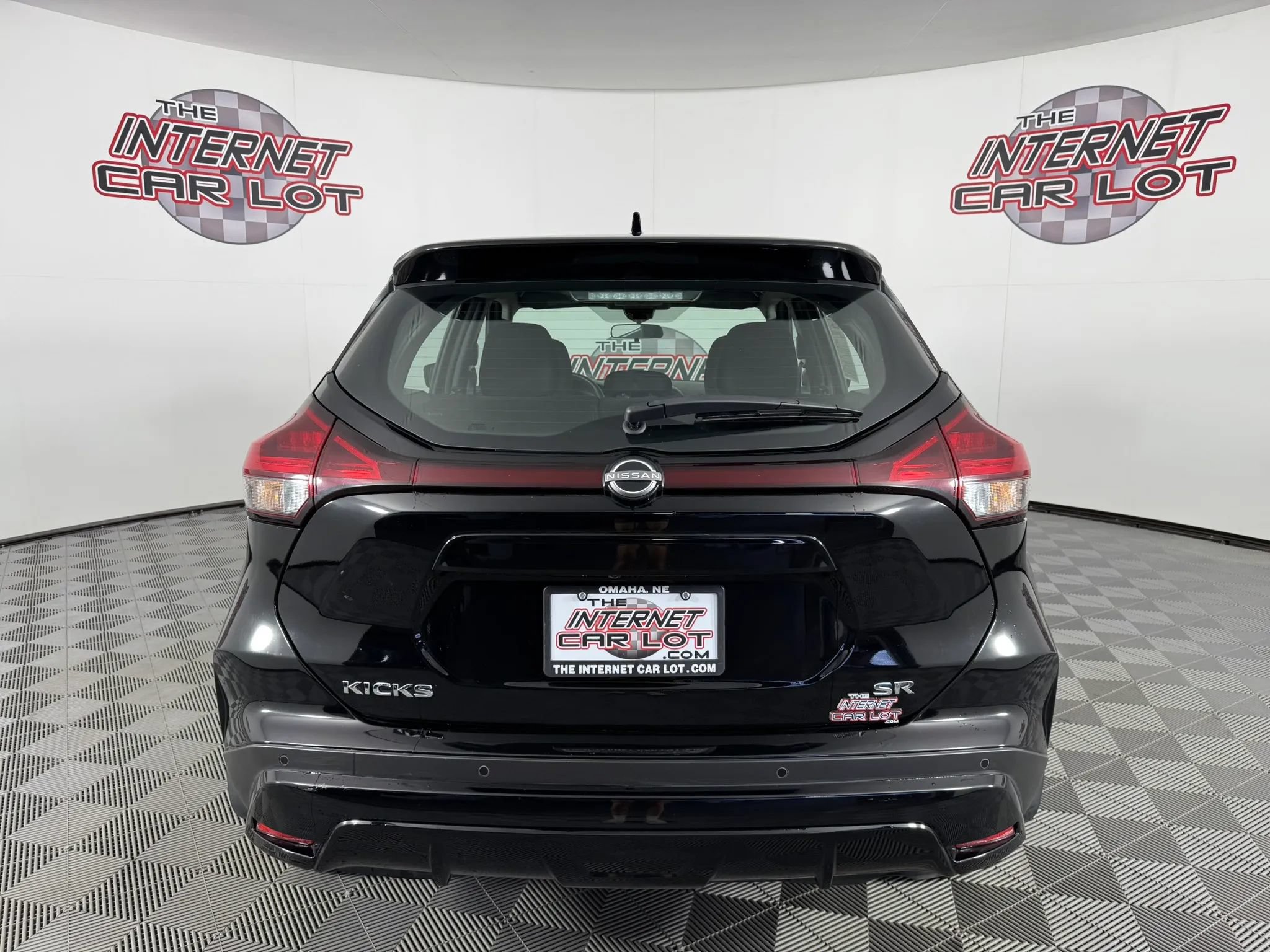 Used 2024 Nissan Kicks SR FWD image 6