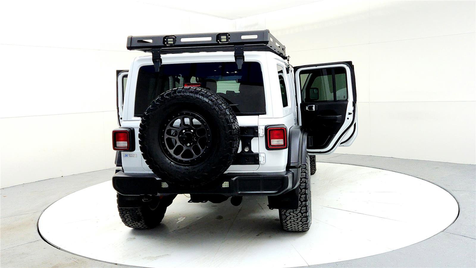 Used 2022 Jeep Wrangler Unlimited Sport image 11