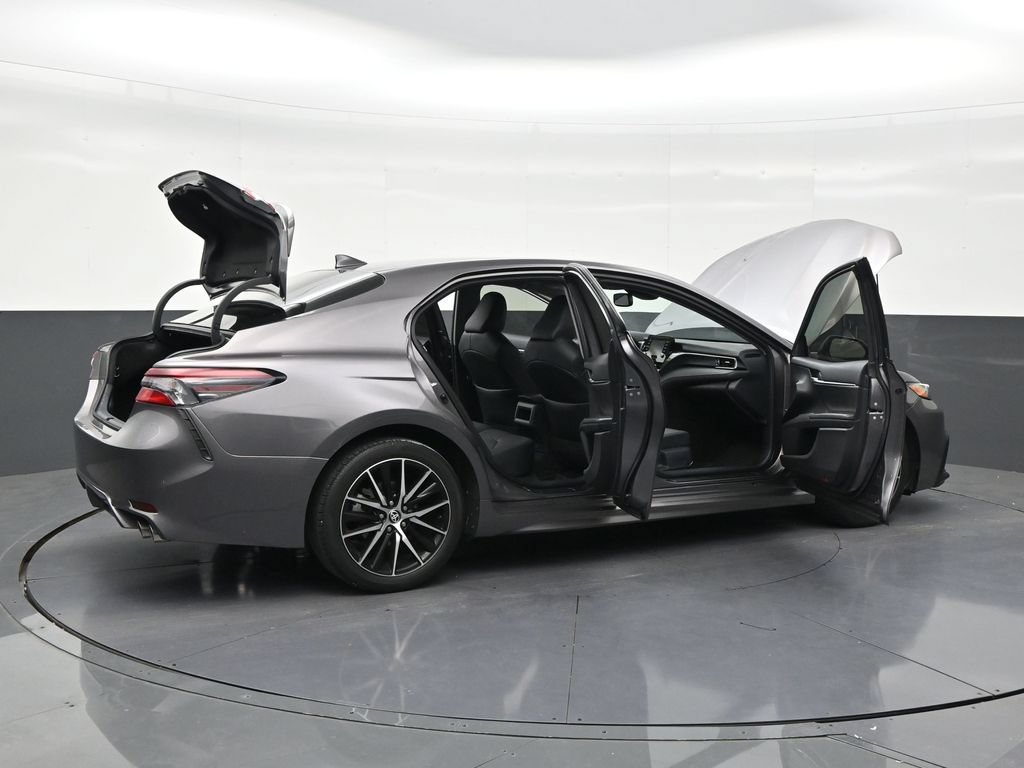 Used 2023 Toyota Camry SE w/ Convenience Package FWD image 28