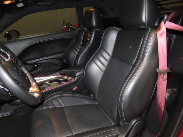 Used 2022 Dodge Challenger SRT Hellcat RWD image 15