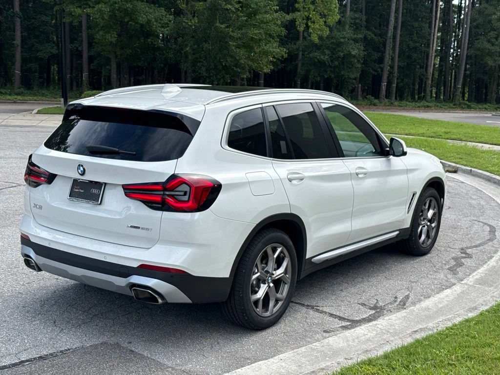 Used 2022 BMW X3 xDrive30i w/ Convenience Package AWD/4WD image 5