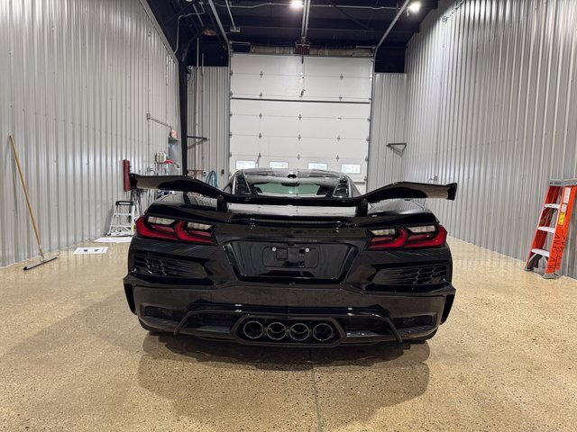 Used 2024 Chevrolet Corvette Z06 w/ Z07 Performance Package image 6