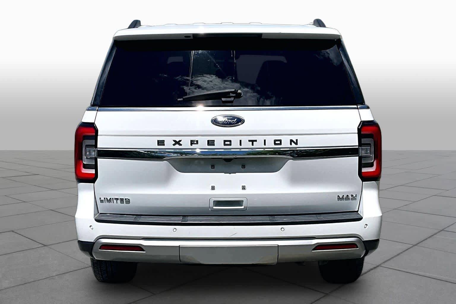 Used 2023 Ford Expedition Max Limited AWD/4WD image 5