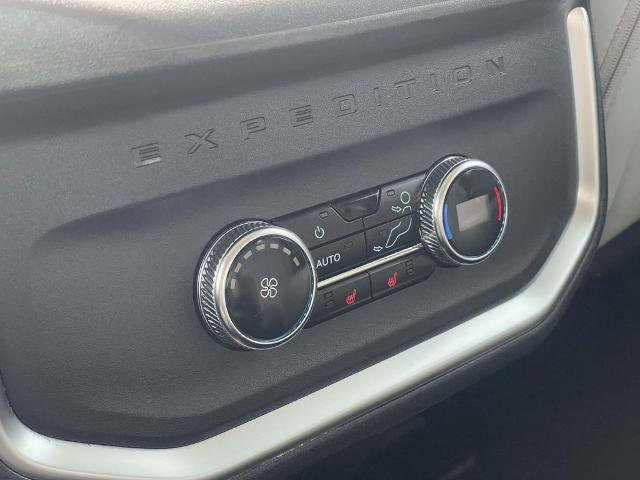 Certified 2025 Ford Expedition Platinum image 11
