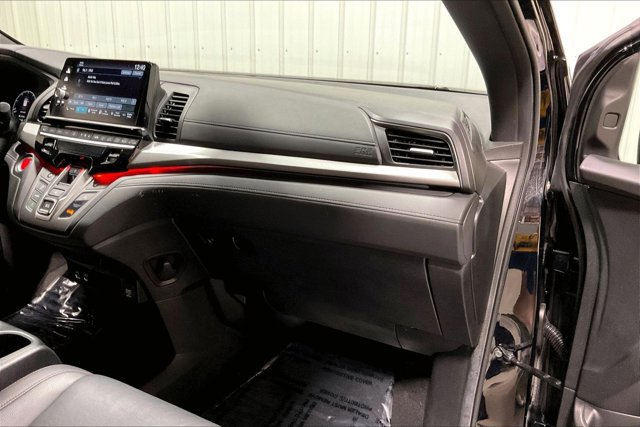 Used 2025 Honda Odyssey Sport-L image 16