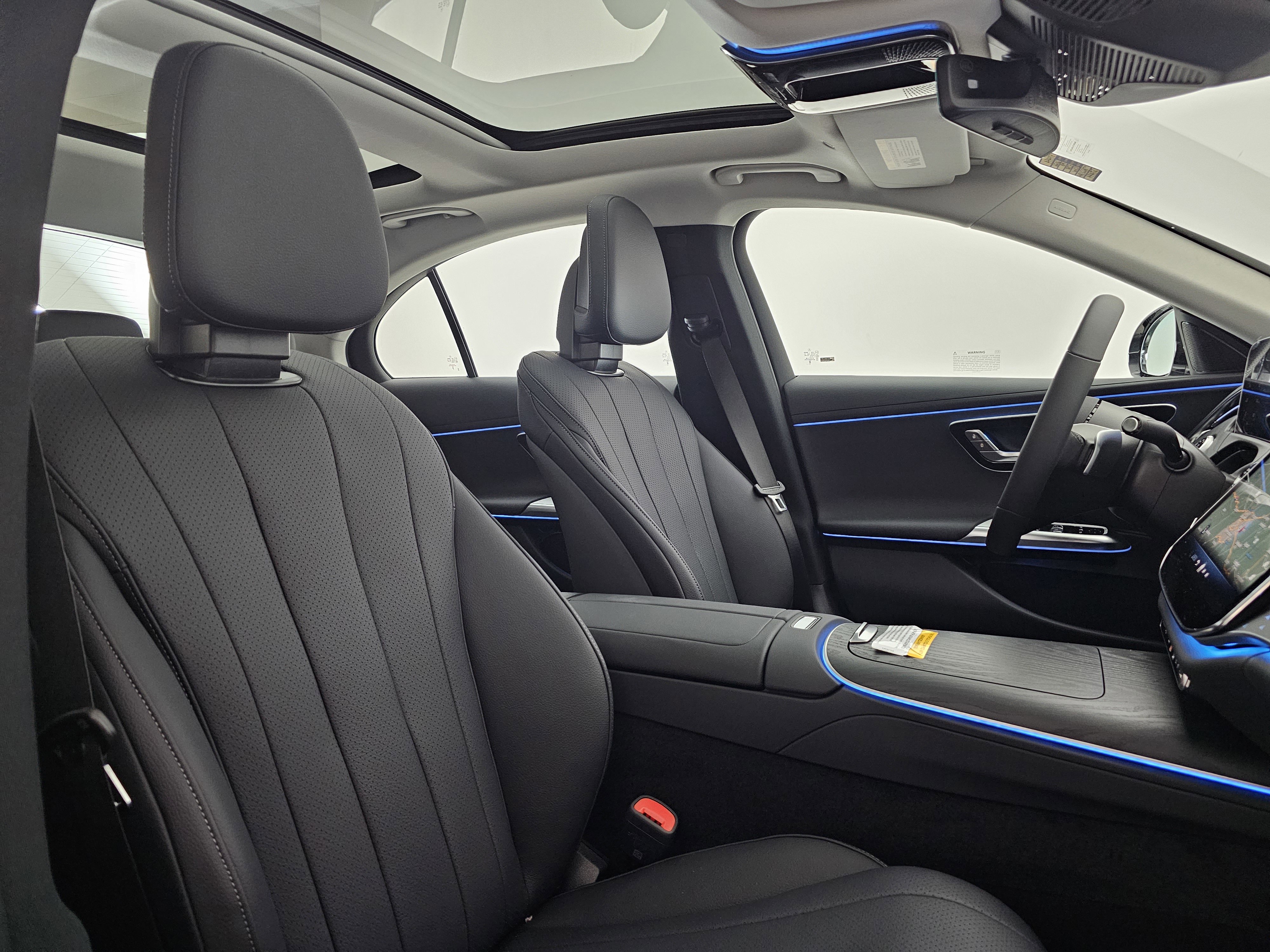 New 2026 Mercedes-Benz E 350 4MATIC Sedan image 17