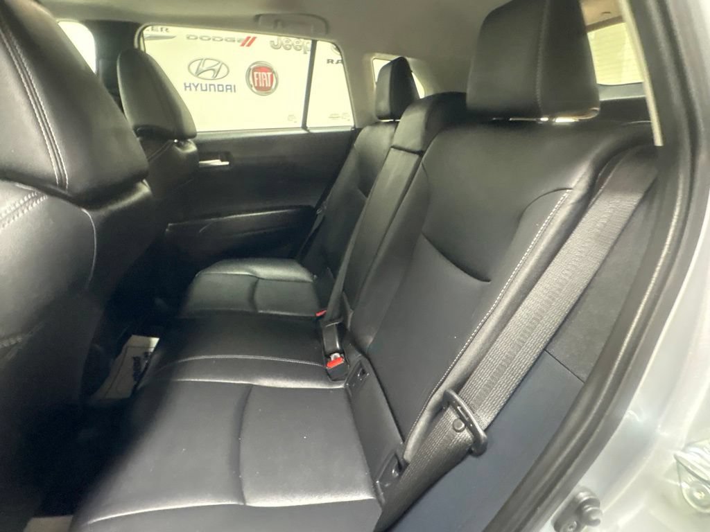 Used 2024 Toyota Corolla Cross XLE w/ Convenience Package AWD/4WD image 20