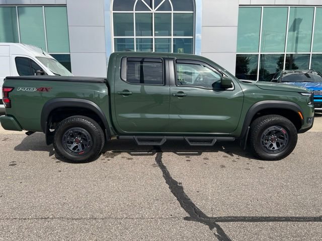 Used 2025 Nissan Frontier PRO-4X AWD/4WD image 5