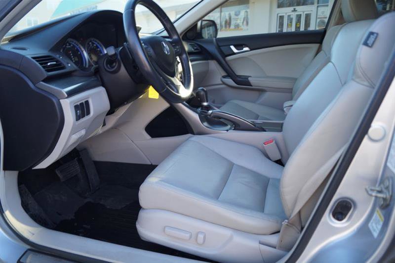 Used 2013 Acura TSX w/ Technology Package image 18