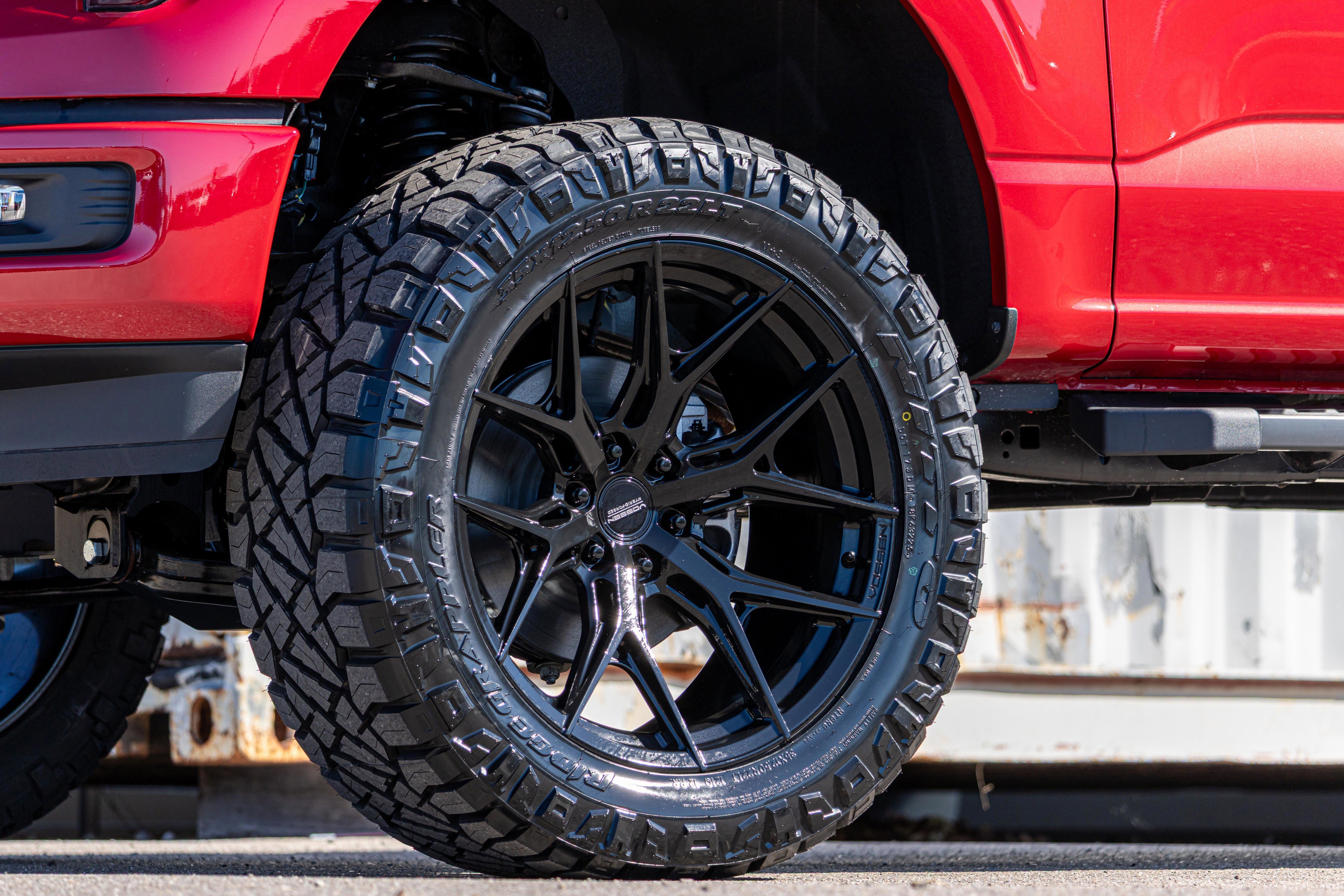 New 2025 Ford F150 Lariat w/ Equipment Group 501A Mid image 40