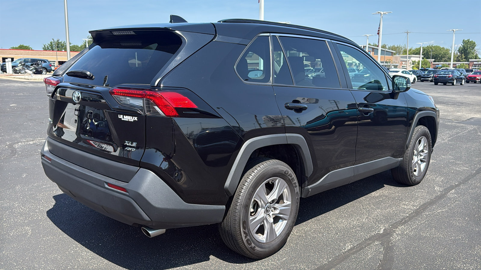 Certified 2025 Toyota RAV4 XLE AWD/4WD image 7