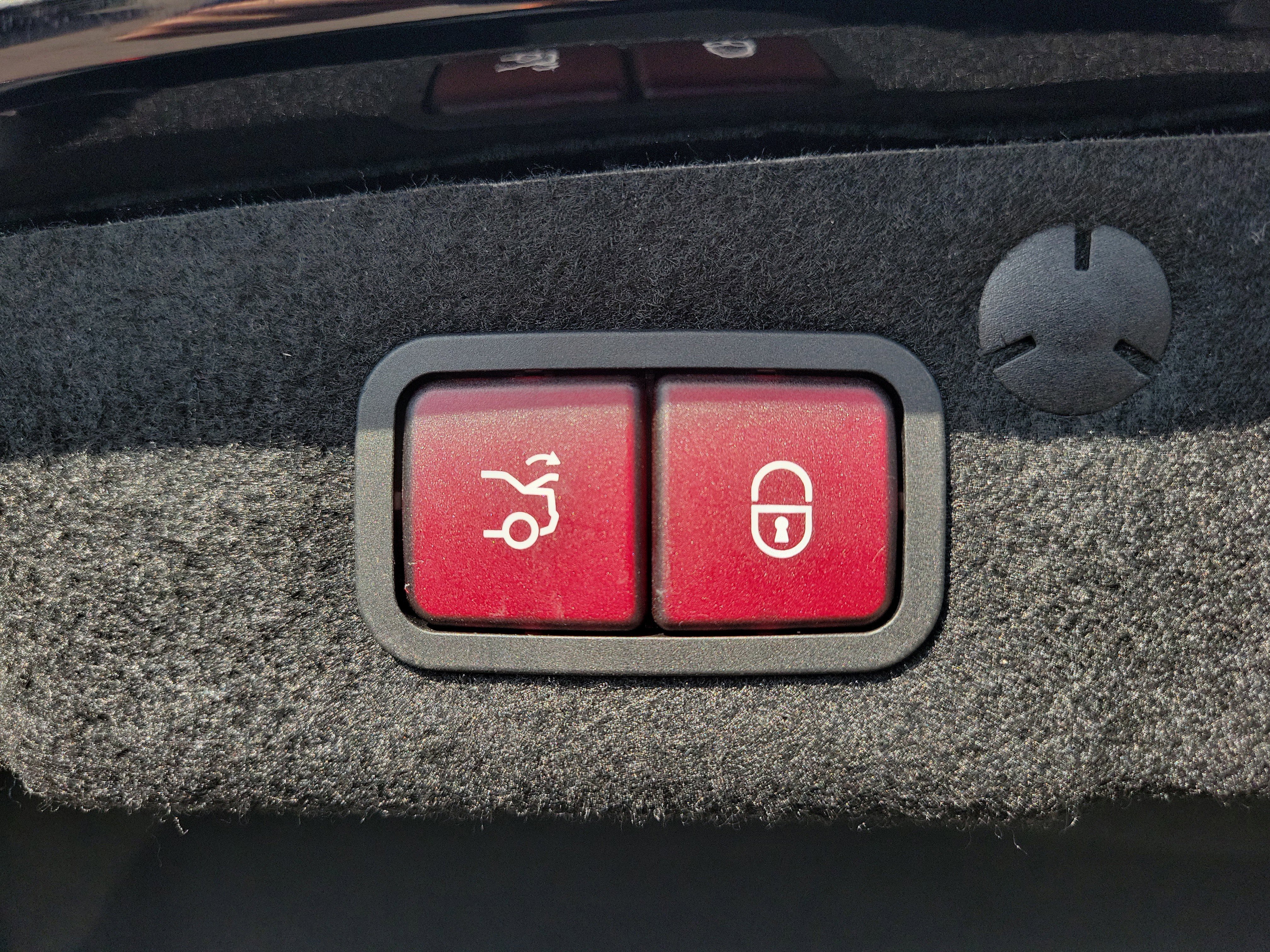 Used 2021 Mercedes-Benz C 300 Sedan image 33