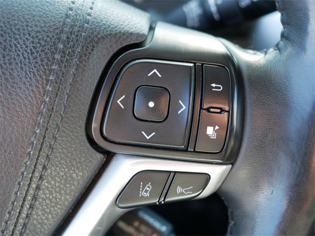 Used 2018 Toyota Highlander Limited Platinum image 28