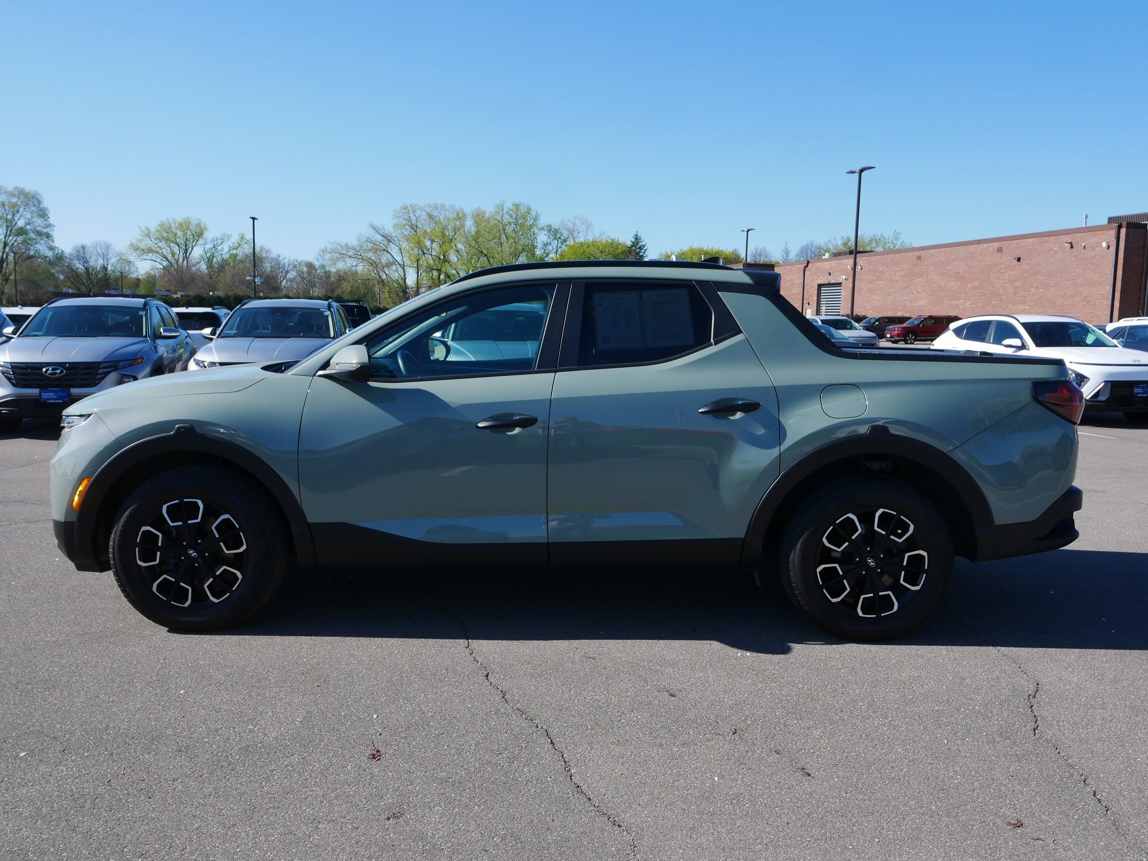 Used 2022 Hyundai Santa Cruz SEL w/ Activity Package AWD/4WD image 4