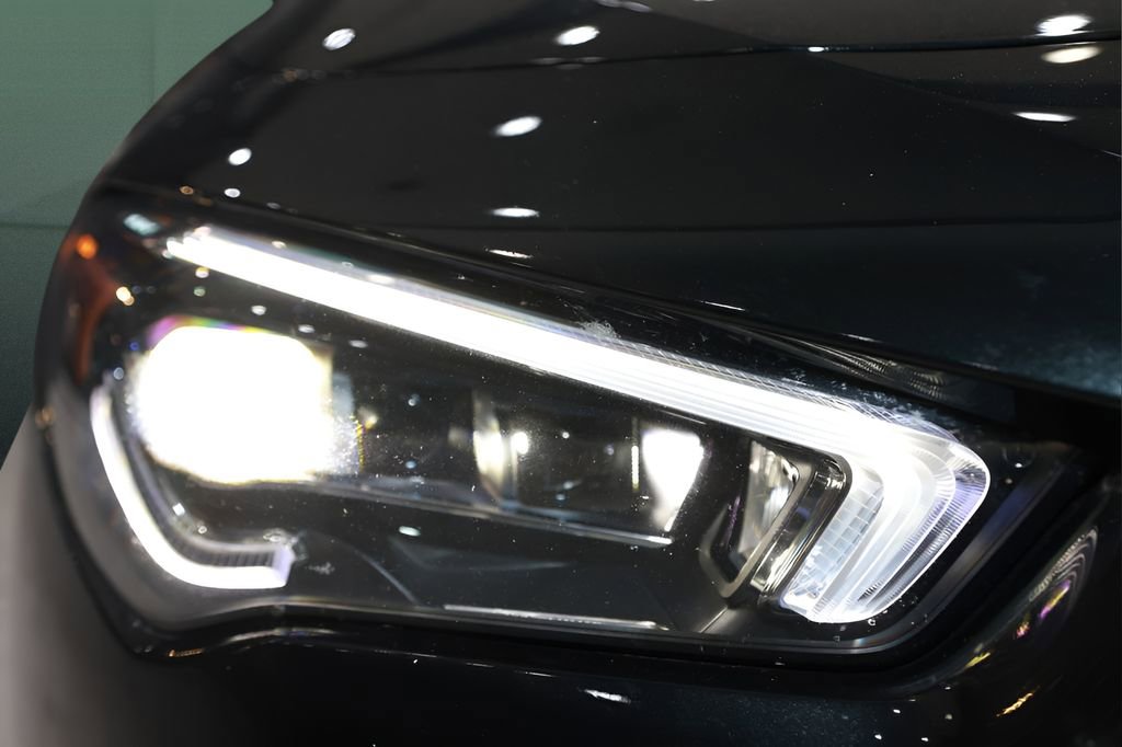 Used 2023 Mercedes-Benz CLA 35 AMG 4MATIC image 31