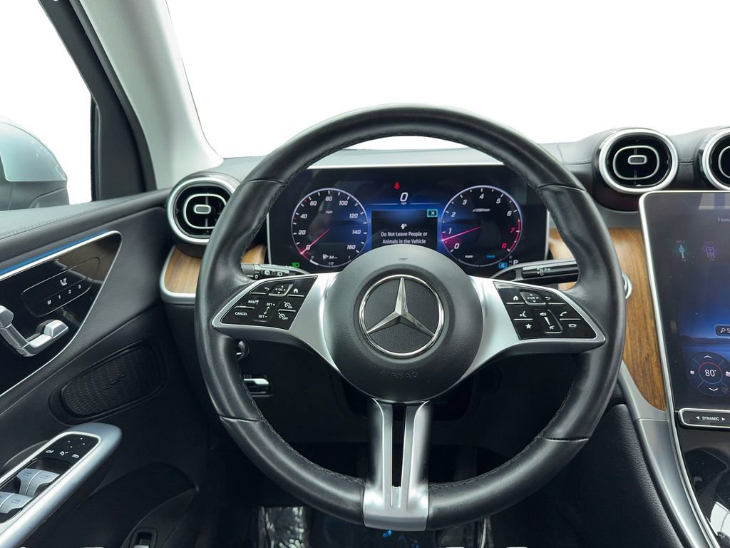 Used 2024 Mercedes-Benz GLC 300 4MATIC image 21