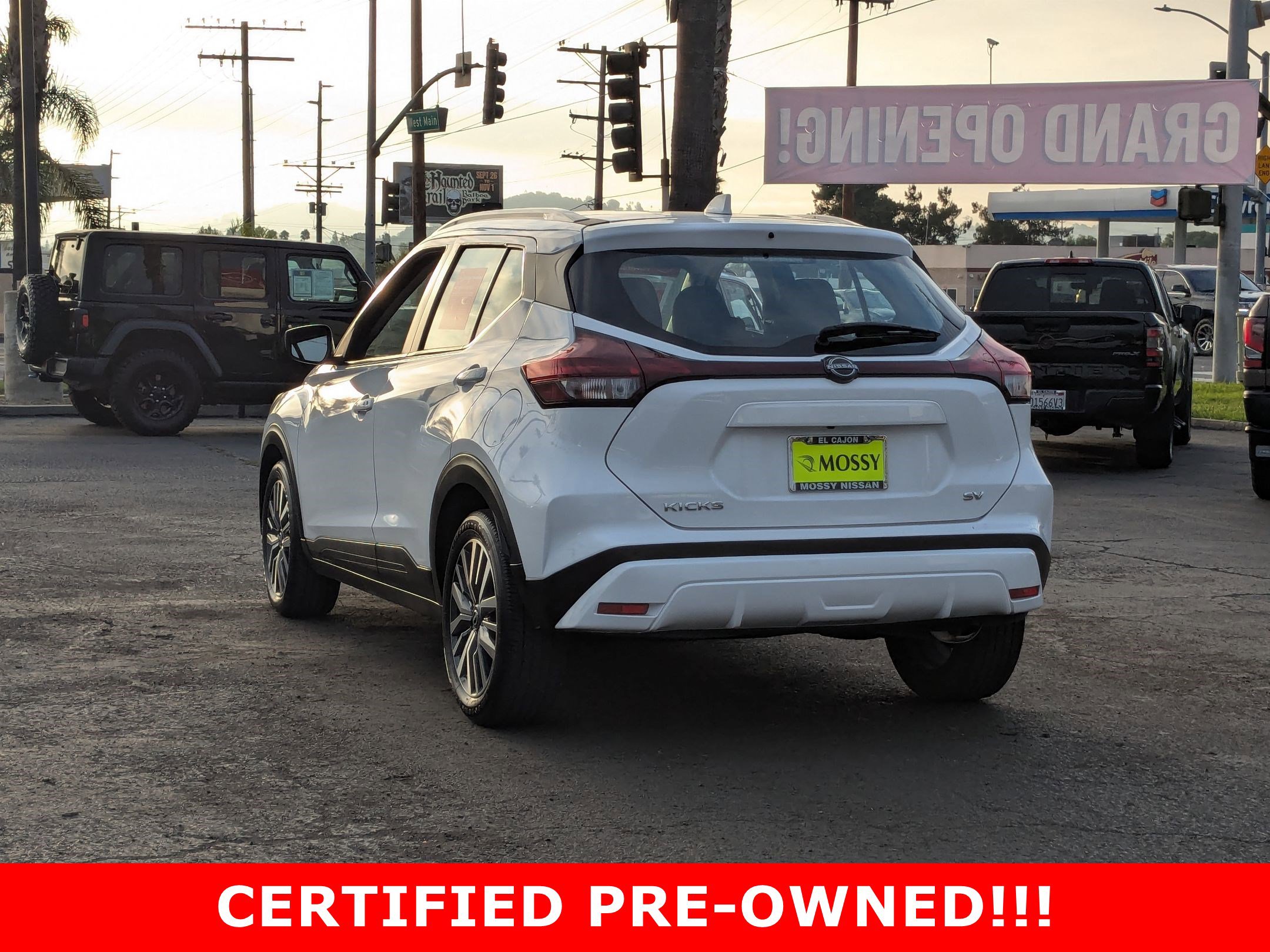 Certified 2024 Nissan Kicks SV image 6