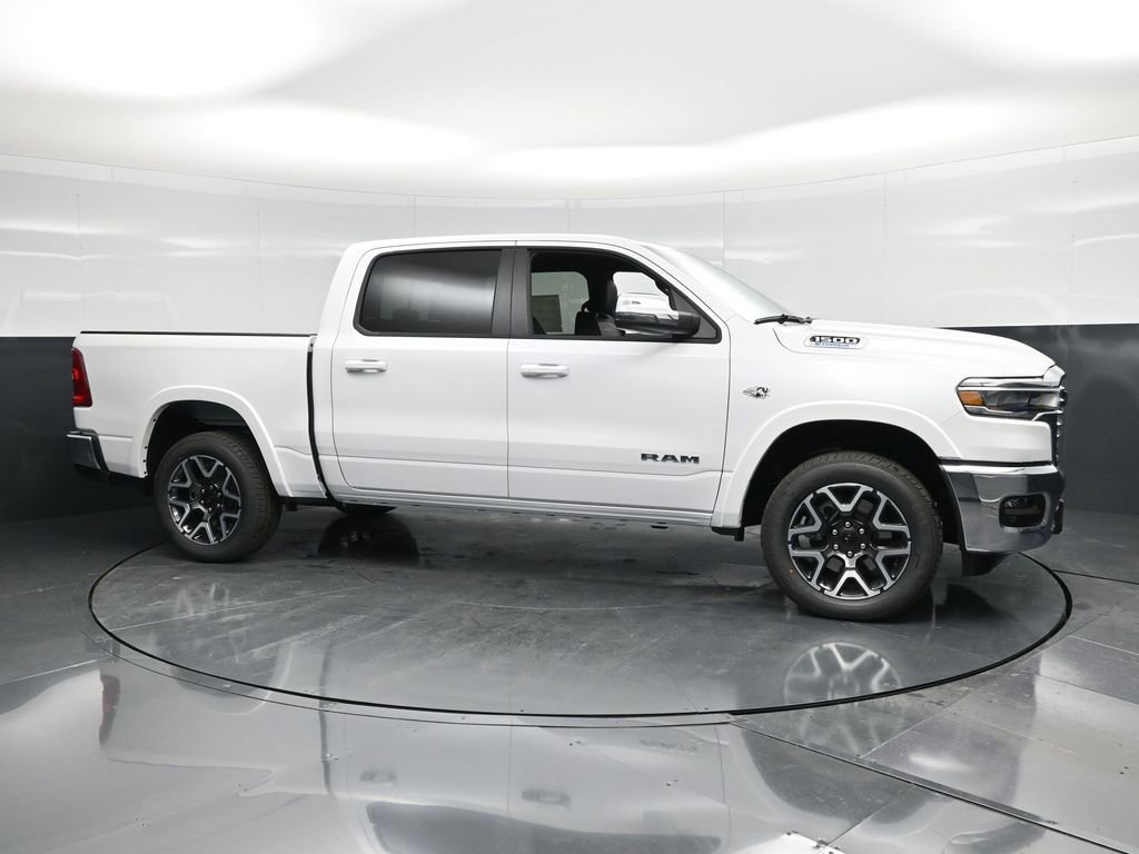 New 2026 RAM 1500 Laramie AWD/4WD image 3