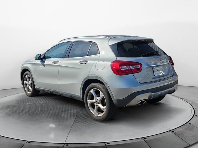 Used 2018 Mercedes-Benz GLA 250 4MATIC w/ Premium Package image 3