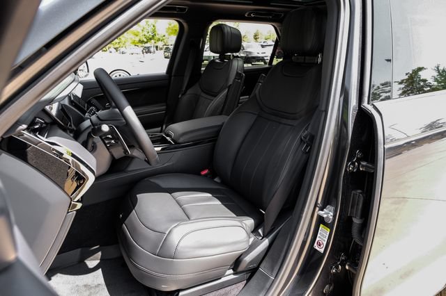New 2026 Land Rover Range Rover Sport Dynamic SE AWD/4WD image 39