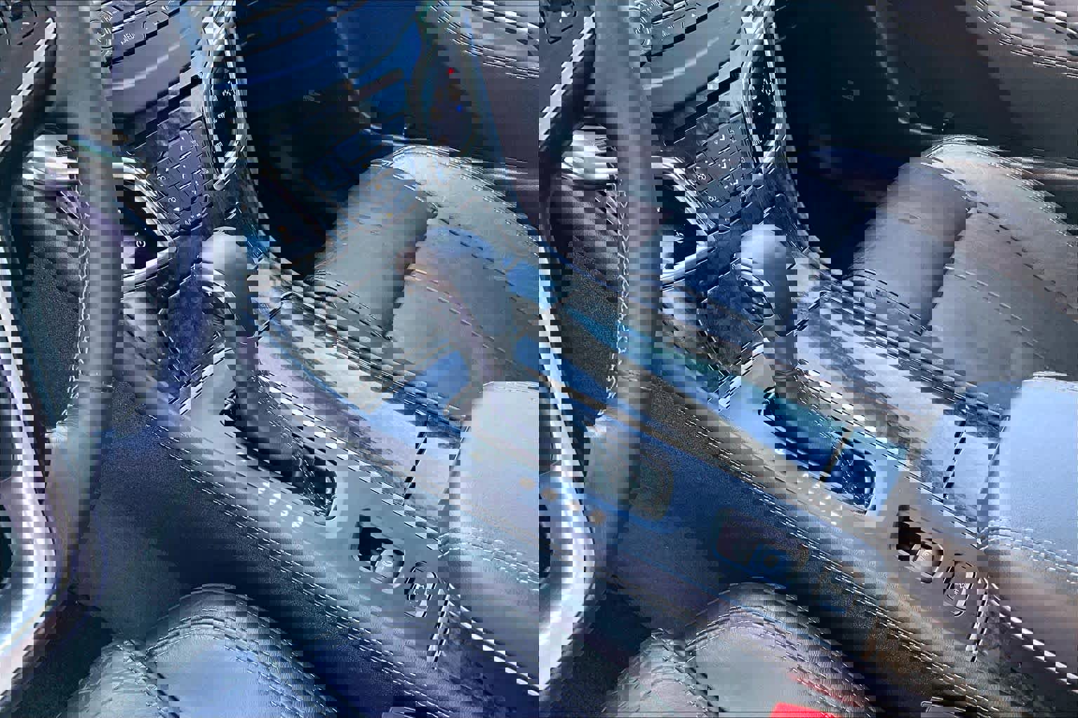 Used 2014 Buick LaCrosse Leather w/ Driver Confidence Package image 17