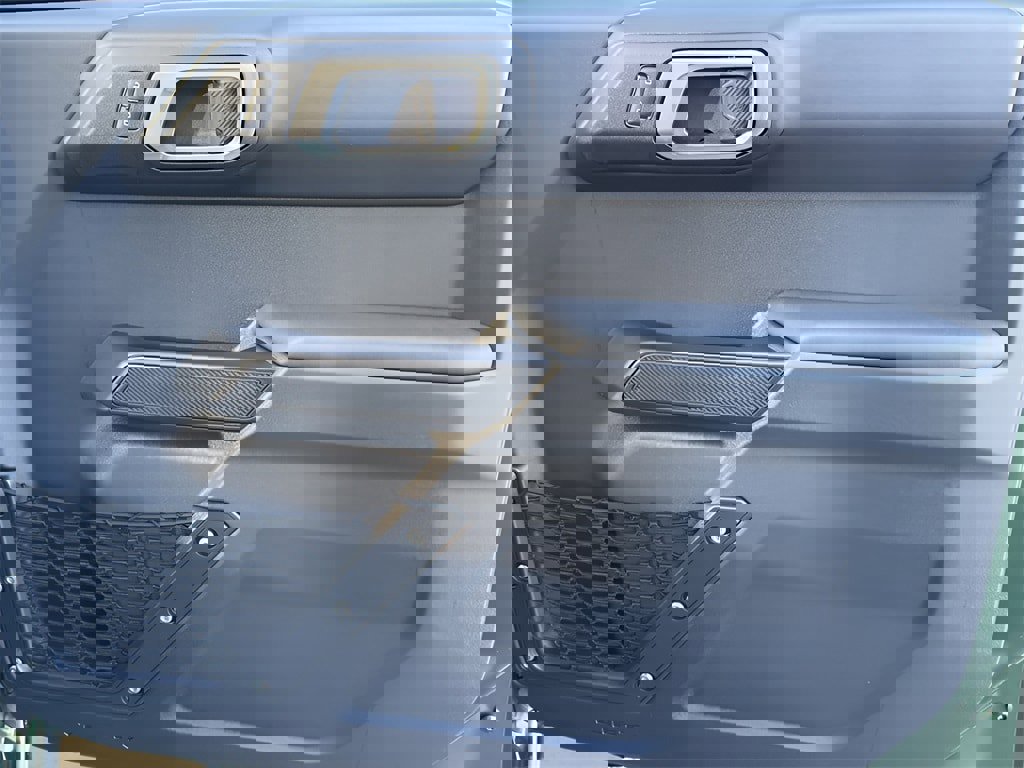 New 2025 Ford Bronco Badlands image 30