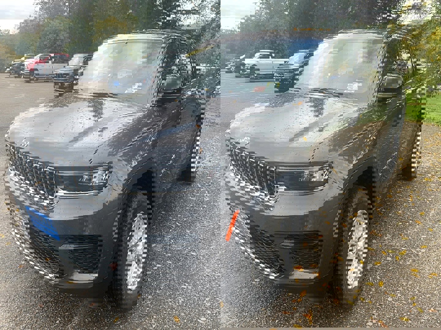 New 2025 Jeep Grand Cherokee Laredo X image 4