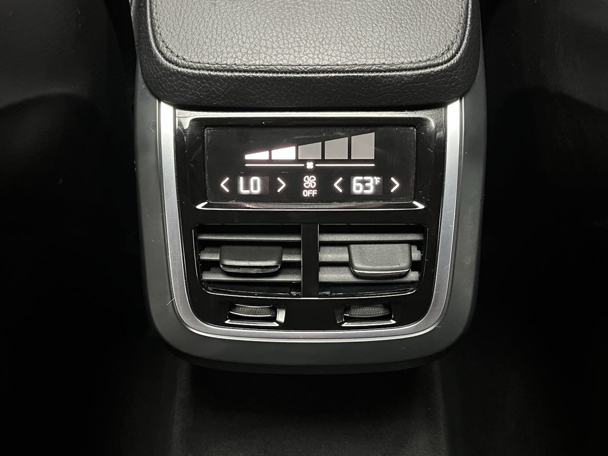 Used 2017 Volvo S90 T6 Momentum AWD/4WD image 10