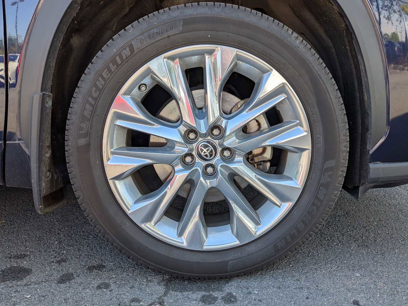 Used 2021 Toyota Highlander Limited image 14