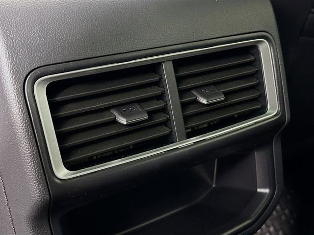 New 2025 Volkswagen Atlas Cross Sport SE image 25