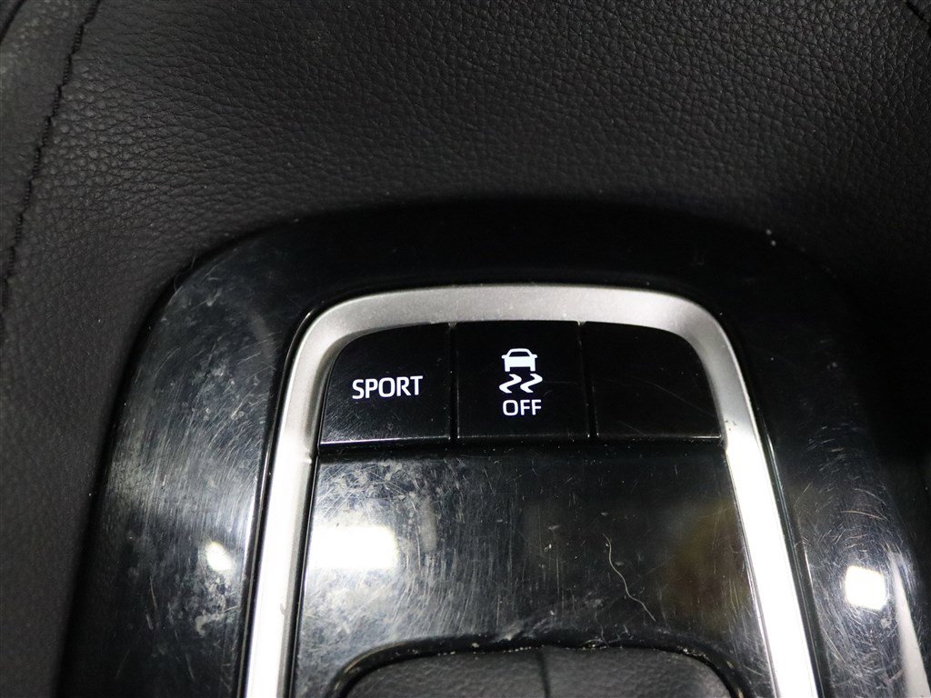 Used 2020 Toyota Corolla XLE FWD image 27