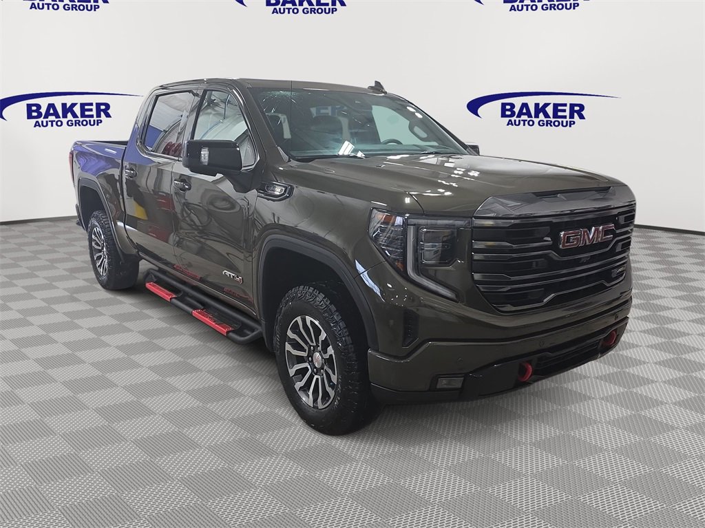 Used 2023 GMC Sierra 1500 AT4 w/ Technology Package image 3