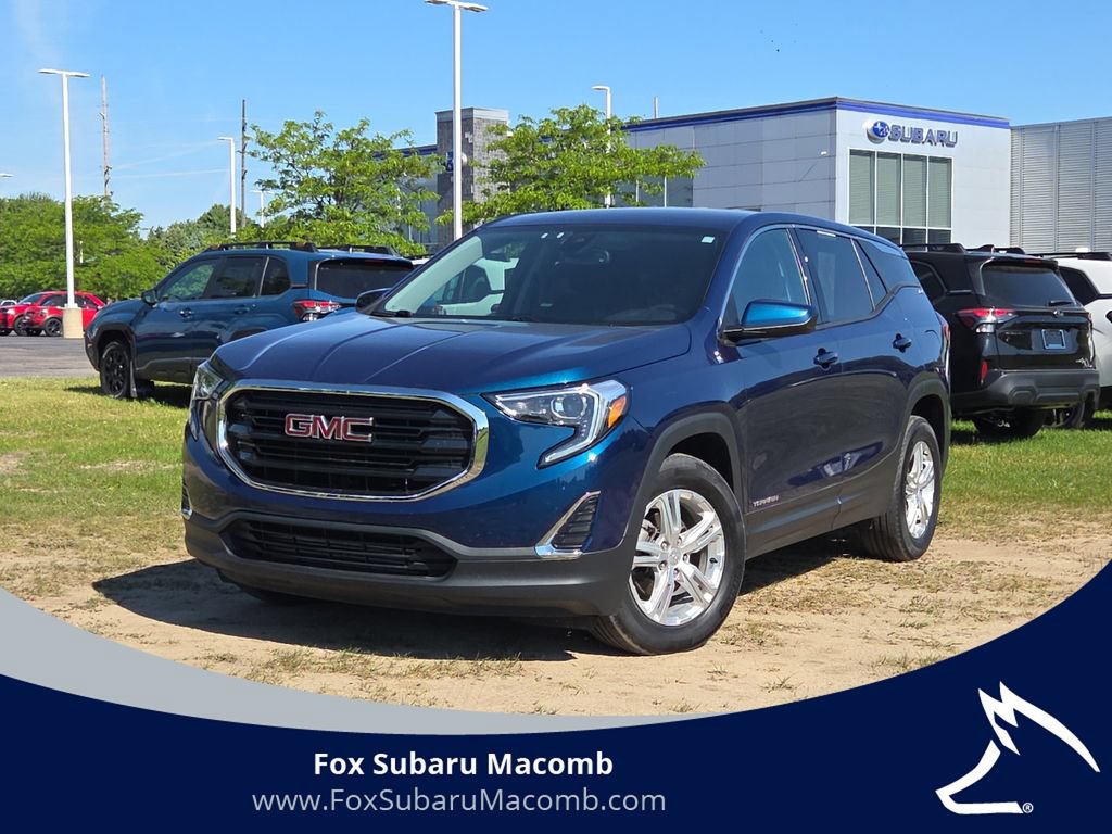 Used 2020 GMC Terrain SLE FWD image 1