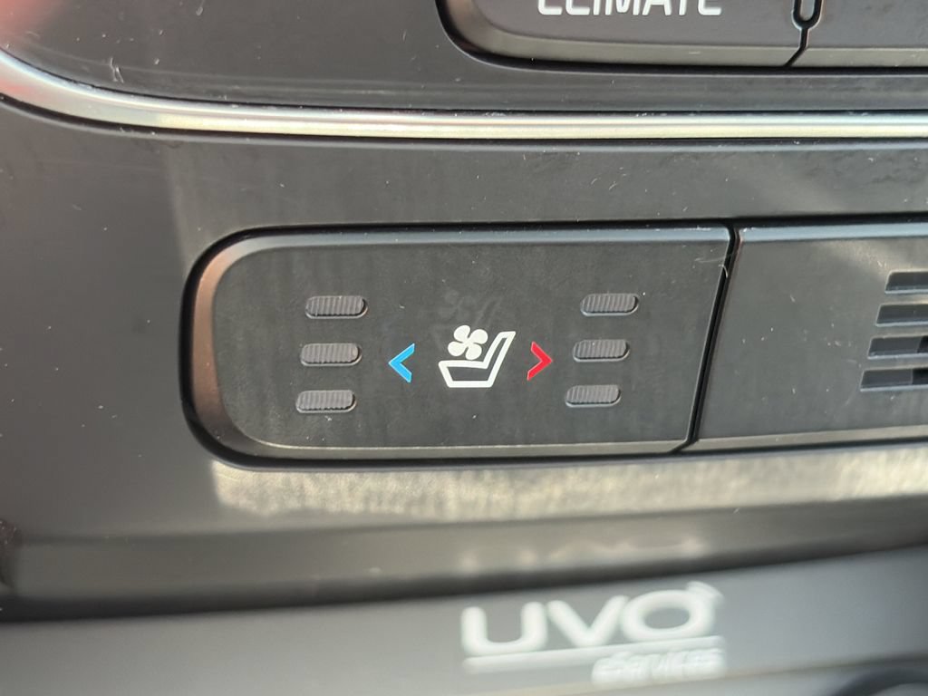 Used 2015 Kia Sorento EX w/ EX V6 Touring Package FWD image 19