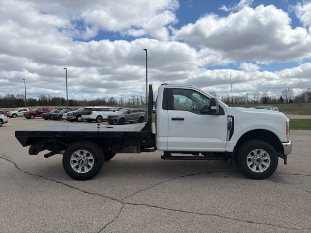 Used 2023 Ford F350 XLT w/ Snow Plow Prep Package image 2