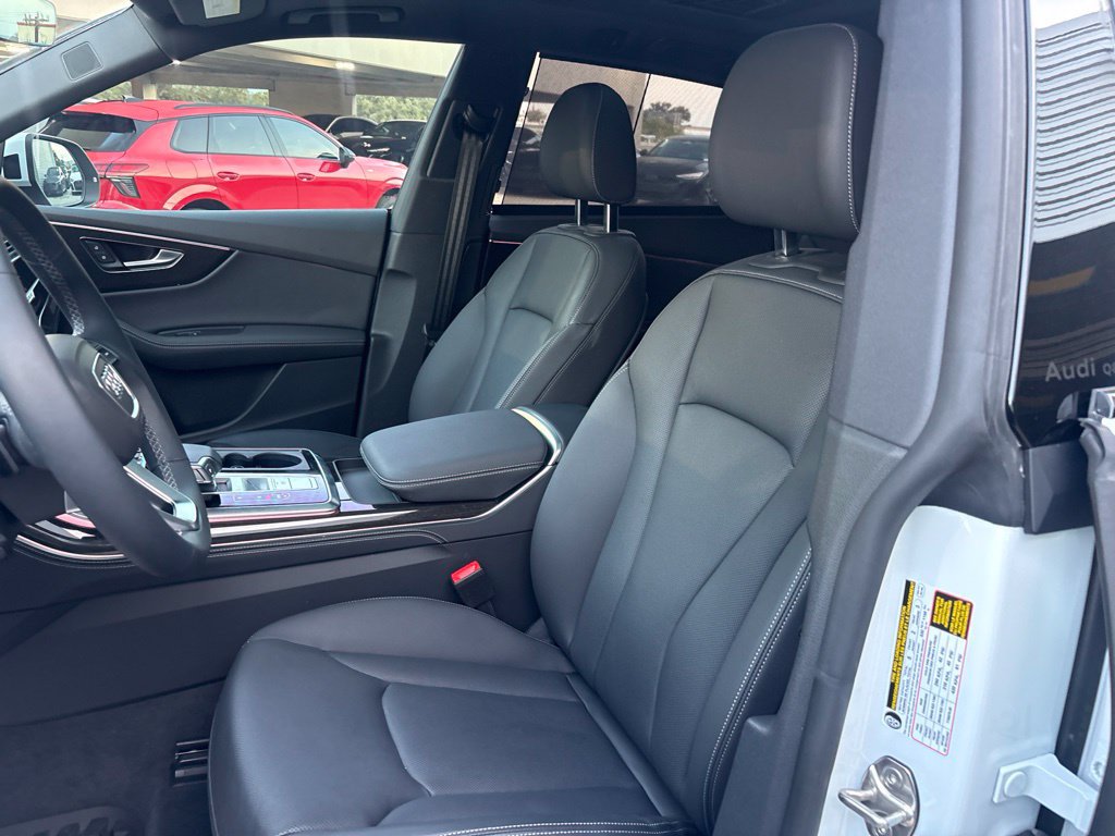 Used 2026 Audi Q8 Premium Plus AWD/4WD image 13