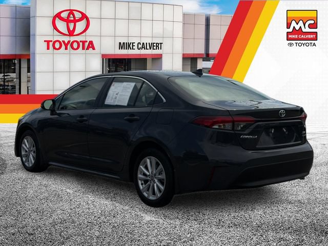 Used 2026 Toyota Corolla XLE FWD image 3