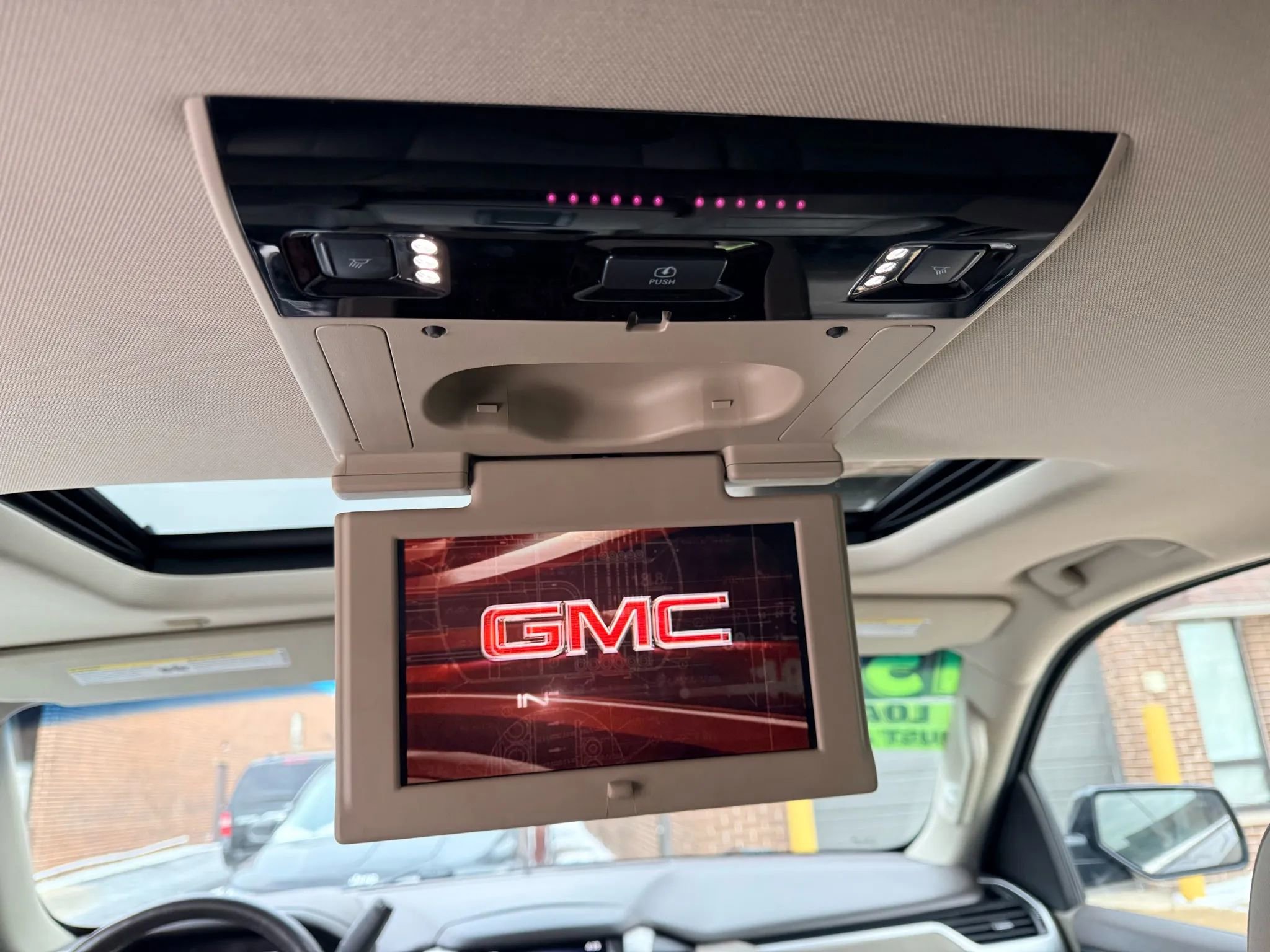 Used 2015 GMC Yukon SLT w/ Open Road Package image 19