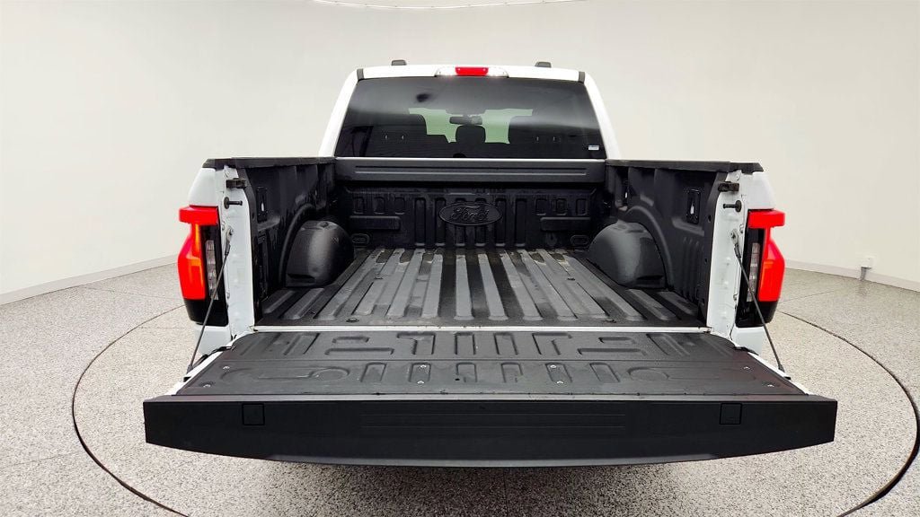 Used 2022 Ford F150 Lightning Pro AWD/4WD image 22