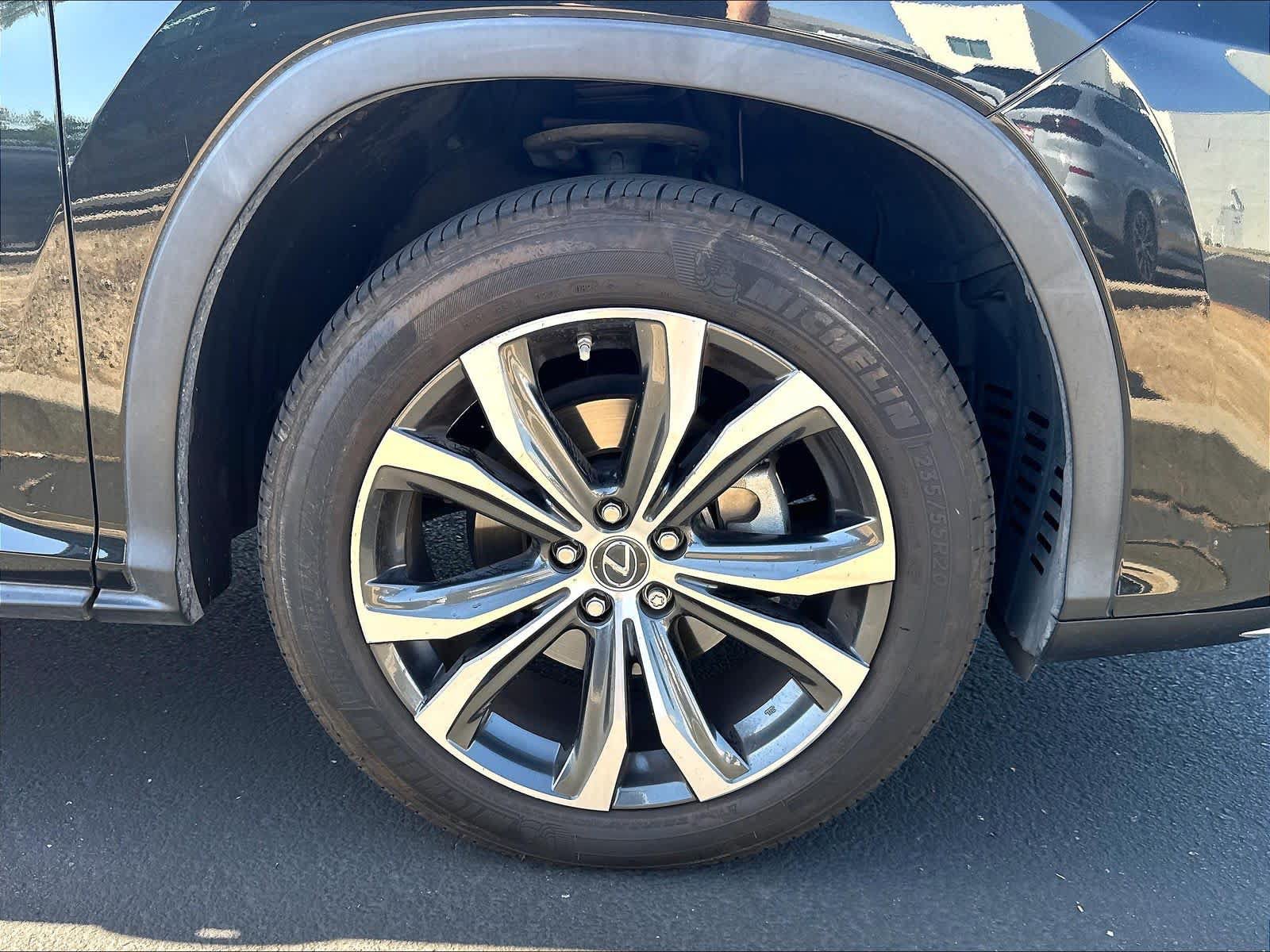 Used 2021 Lexus RX 350L Premium w/ Premium Package AWD/4WD image 32