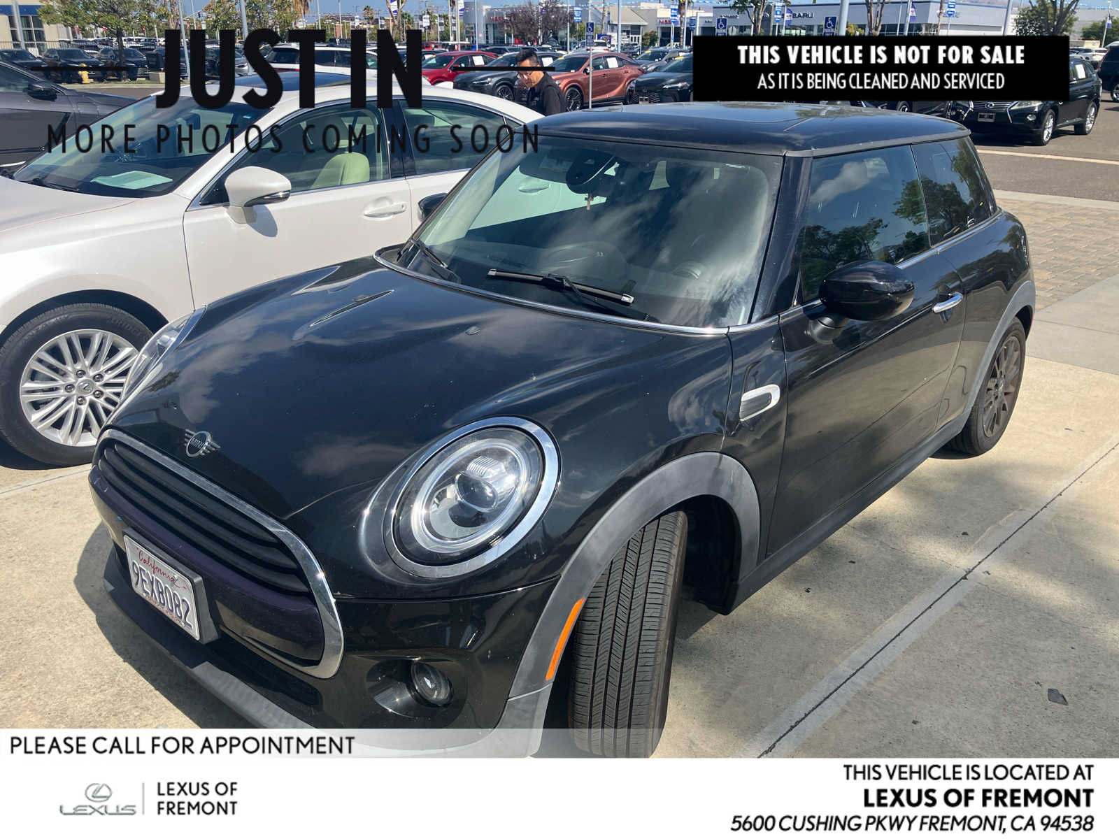 Used 2021 MINI Cooper 2-Door Hardtop FWD image 1