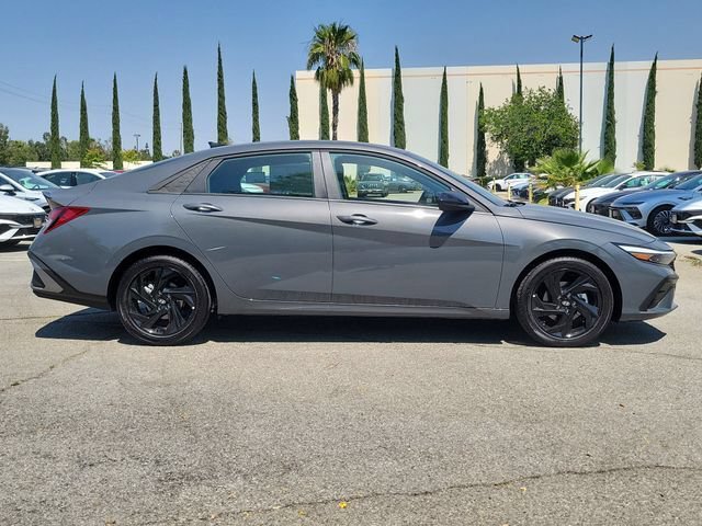 New 2026 Hyundai Elantra Sport FWD image 28