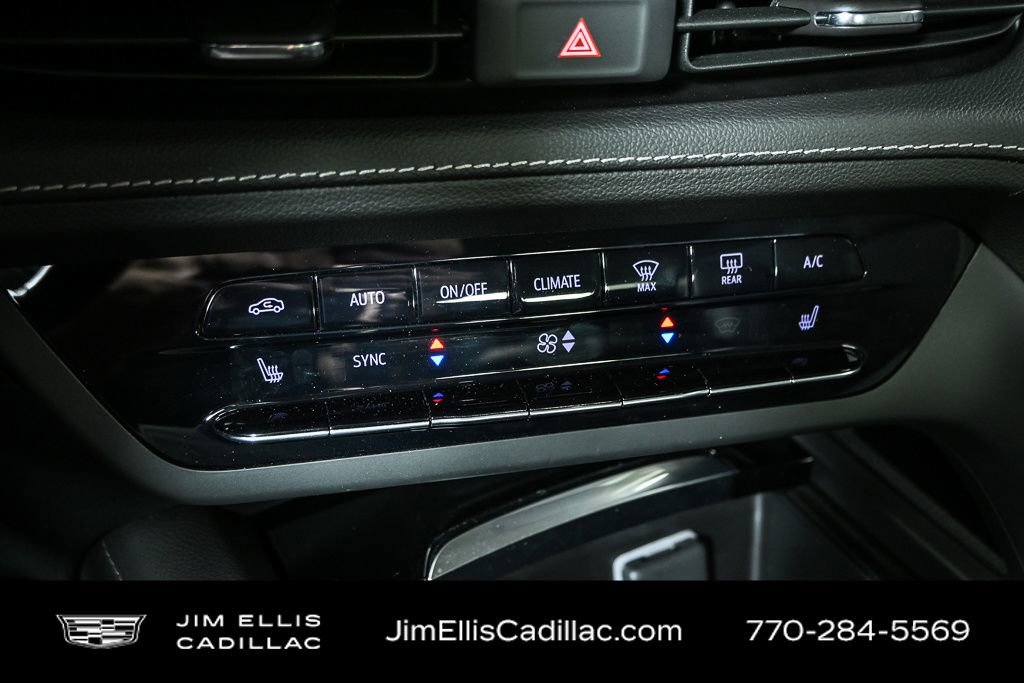 Used 2023 Buick Envision Preferred w/ Sport Touring Package image 15