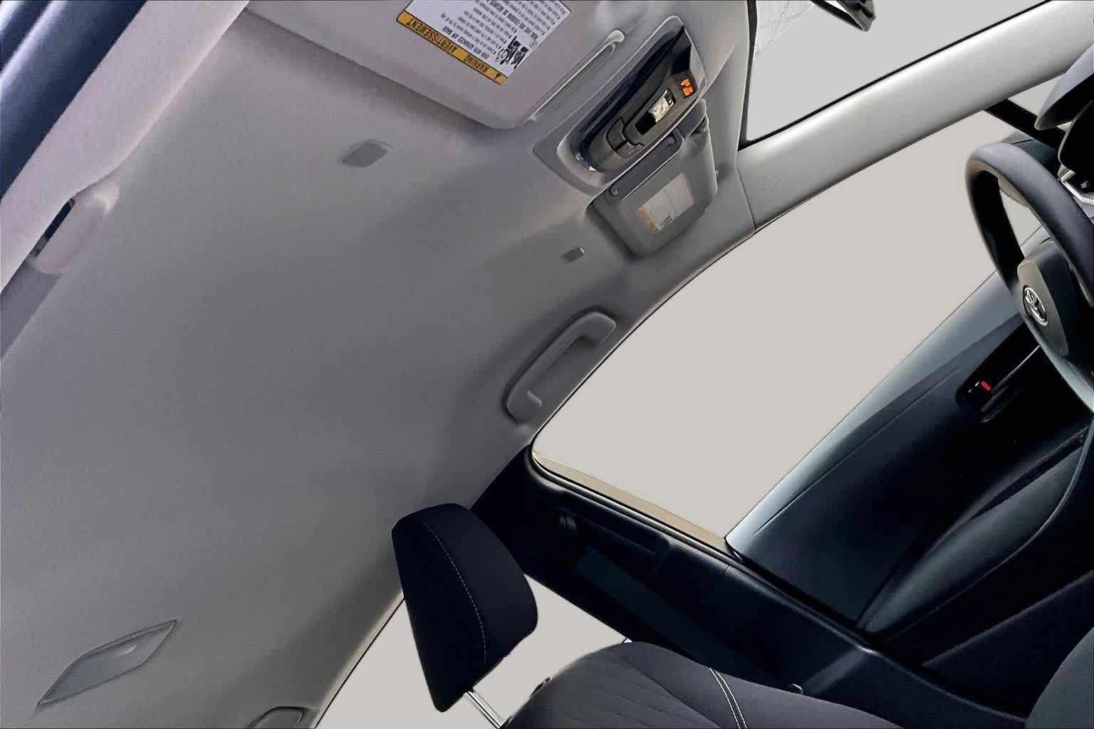 Used 2025 Toyota Corolla LE w/ Convenience Package FWD image 14